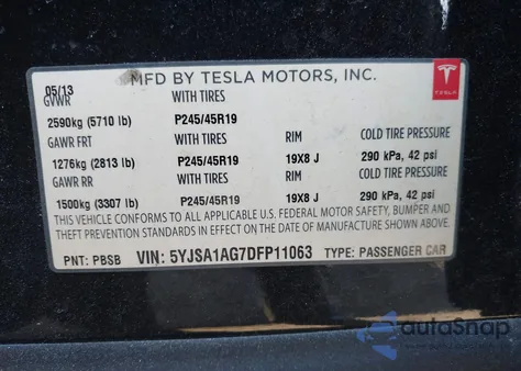 2013 Tesla Model S z USA, uszkodzony, nr VIN 5YJSA1AG7DFP11063